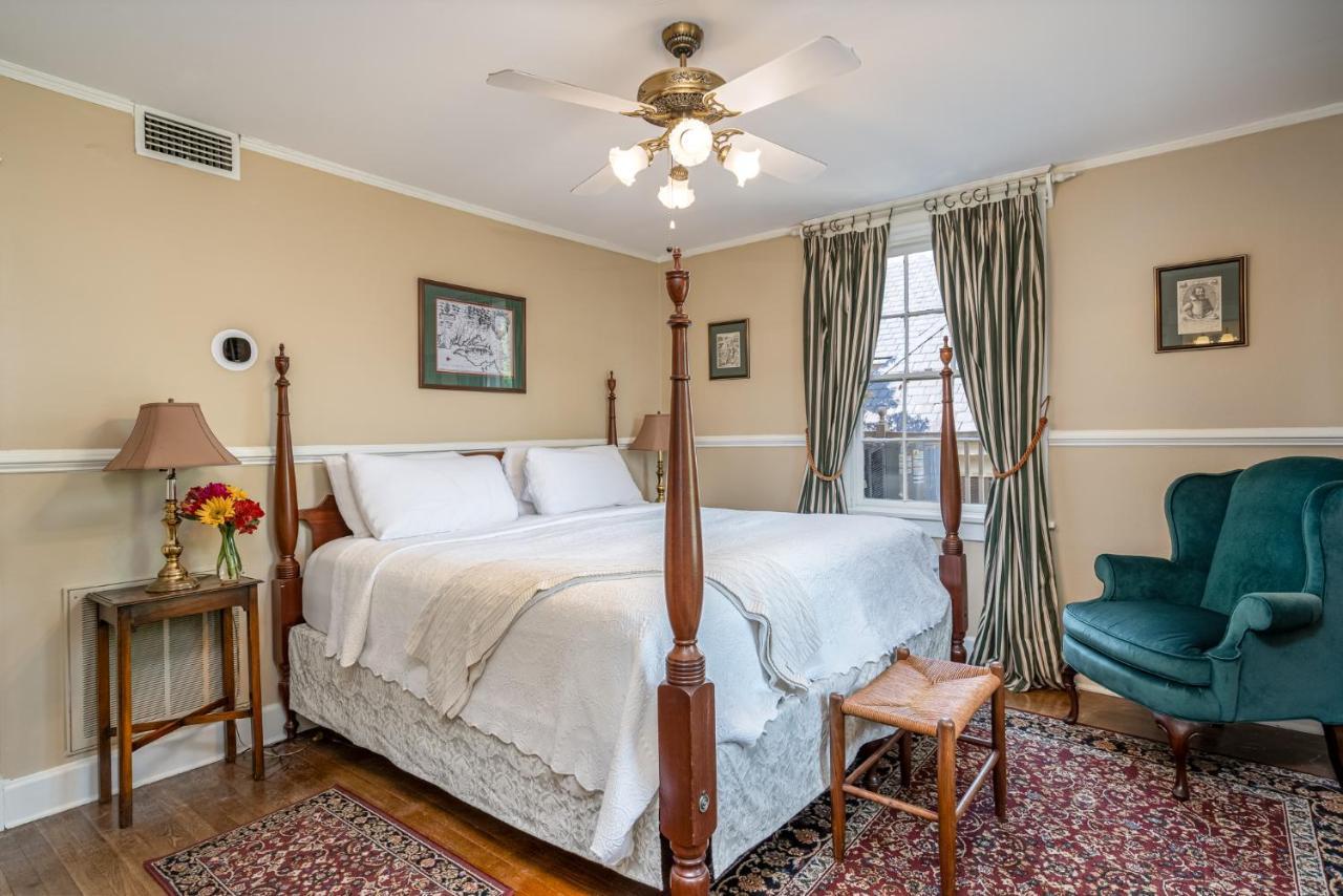 Cedars Of Williamsburg Bed & Breakfast Eksteriør bilde