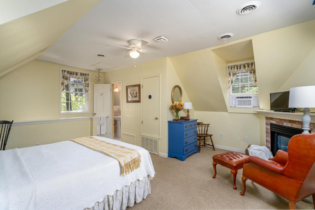 Cedars Of Williamsburg Bed & Breakfast Eksteriør bilde