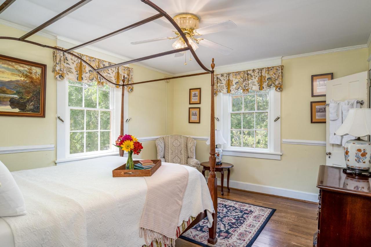 Cedars Of Williamsburg Bed & Breakfast Eksteriør bilde