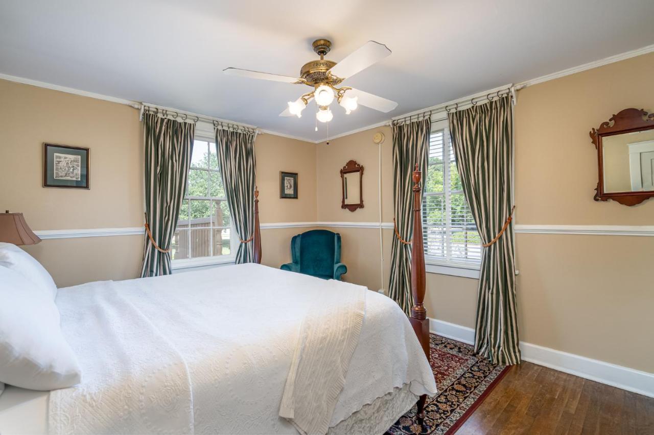 Cedars Of Williamsburg Bed & Breakfast Eksteriør bilde