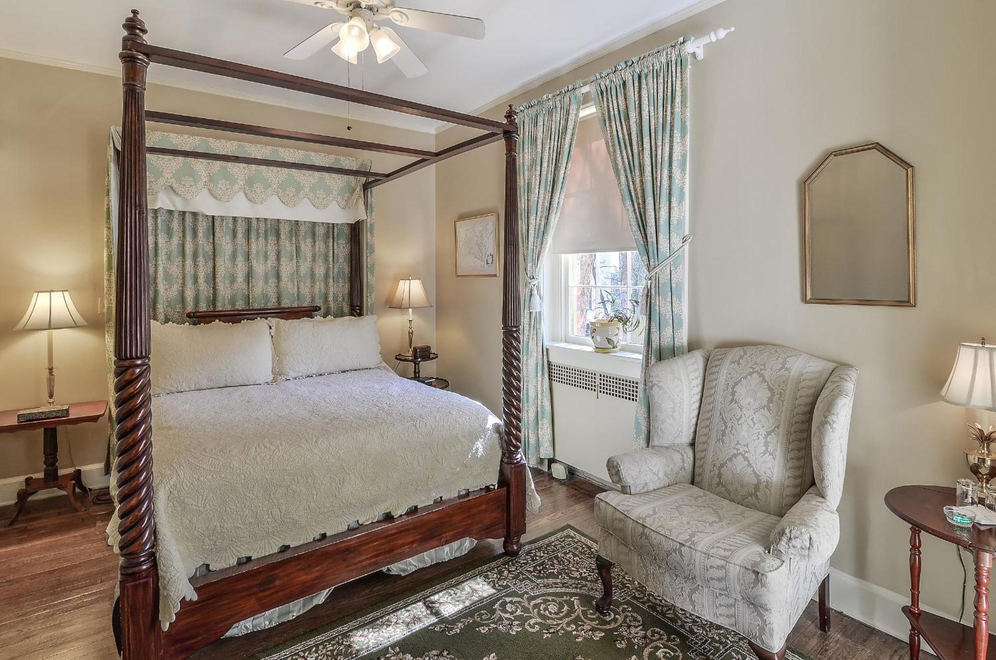 Cedars Of Williamsburg Bed & Breakfast Eksteriør bilde