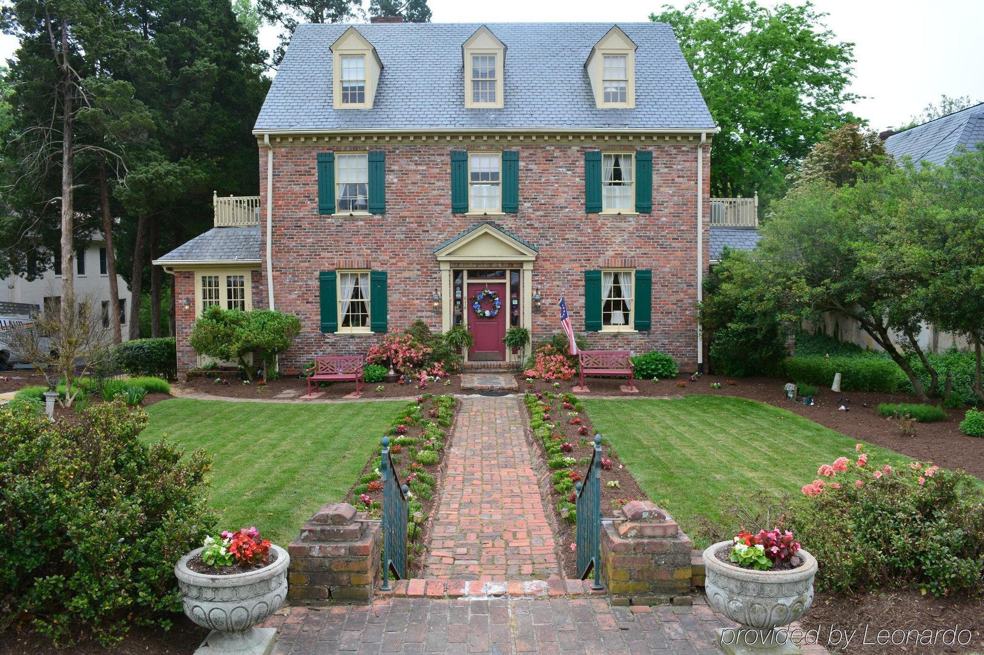 Cedars Of Williamsburg Bed & Breakfast Eksteriør bilde